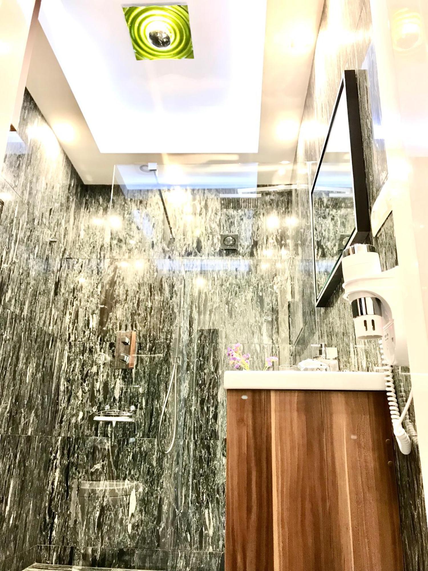Mondrian Luxury Suites & Apartments Old Town Warsaw Phòng bức ảnh
