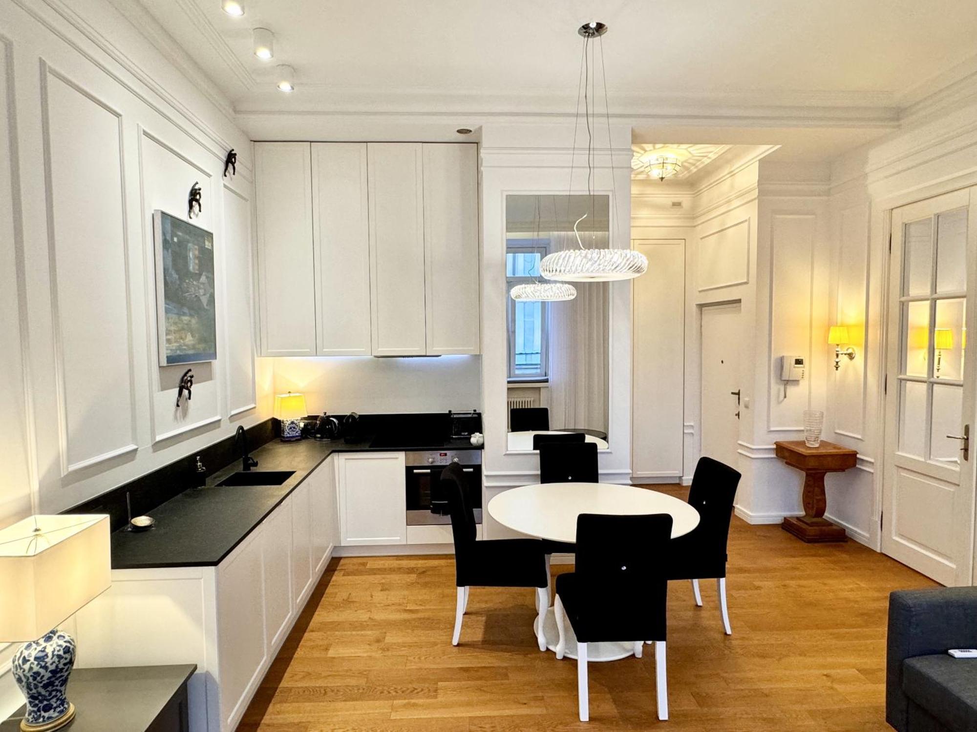 Mondrian Luxury Suites & Apartments Old Town Warsaw Ngoại thất bức ảnh